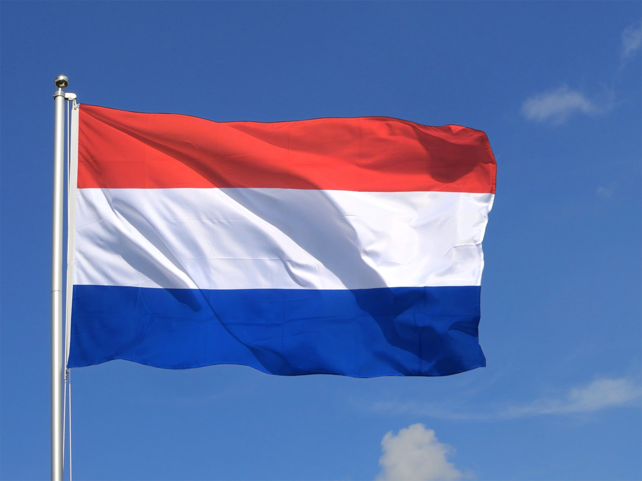 Receive the Best Certified Dutch Translation in Dubai for UAE Government Documents: Q Links is Your Trusted Partner